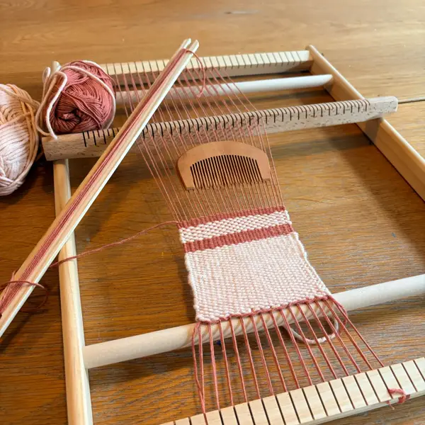 LoomCraft weaving loom, Medium, photographed by a verified buyer in Netherlands
